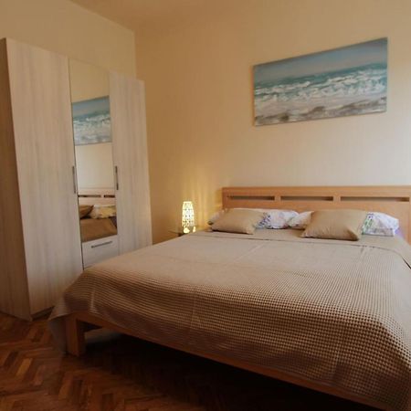 Apartment Studio Ljutic Malinska Ngoại thất bức ảnh
