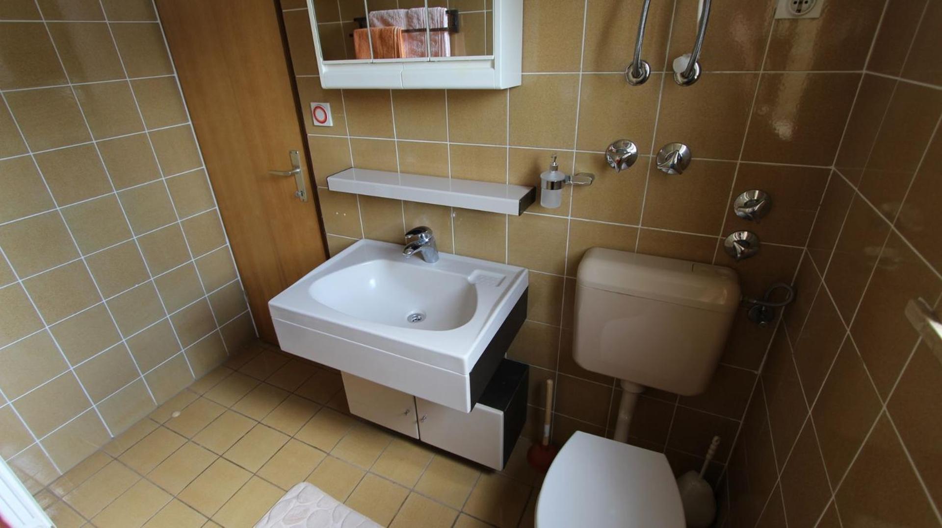 Apartment Studio Ljutic Malinska Ngoại thất bức ảnh